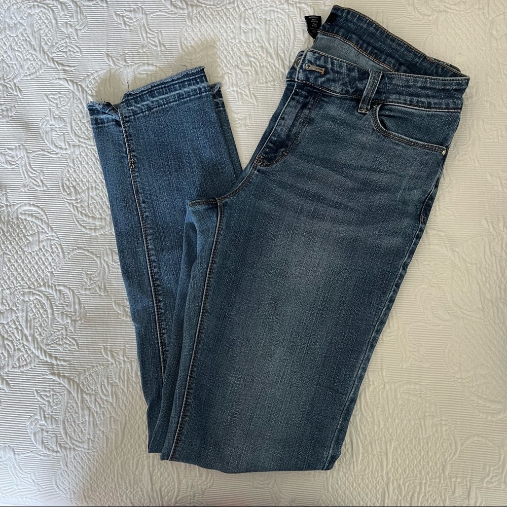 White House Black Market Frayed Hem Jeans